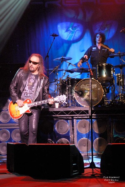 Ace Frehley; Northern Lights Theater, Milwaukee WI; November 6, 2009.