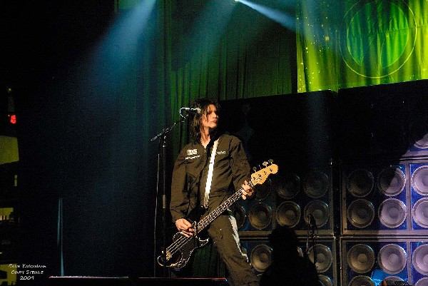 Ace Frehley; Northern Lights Theater, Milwaukee WI; November 6, 2009.