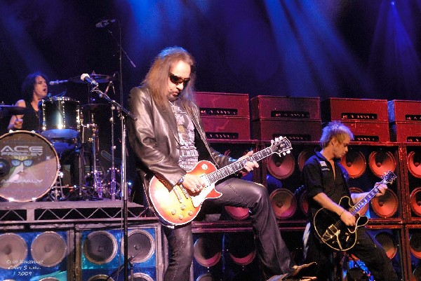 Ace Frehley; Northern Lights Theater, Milwaukee WI; November 6, 2009.