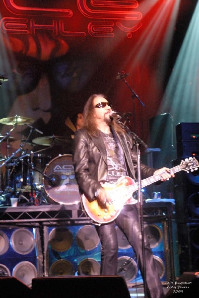 Ace Frehley; Northern Lights Theater, Milwaukee WI; November 6, 2009.