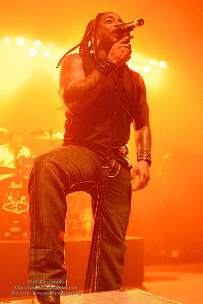 Sevendust.; The Rave, Milwaukee WI; March 20, 2009.