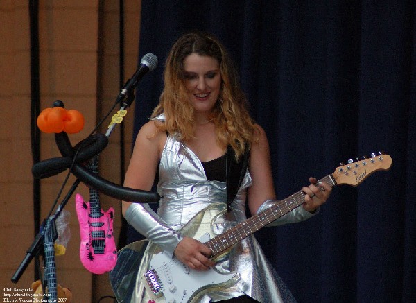 Binky Tunny and the Farmland Chokehold; Summerfest; July 3, 2007; Milwaukee