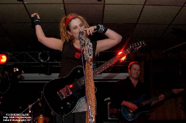 Binky Tunny and the Farmland Chokehold; April 28th, 2007; Heart Breakers Ge