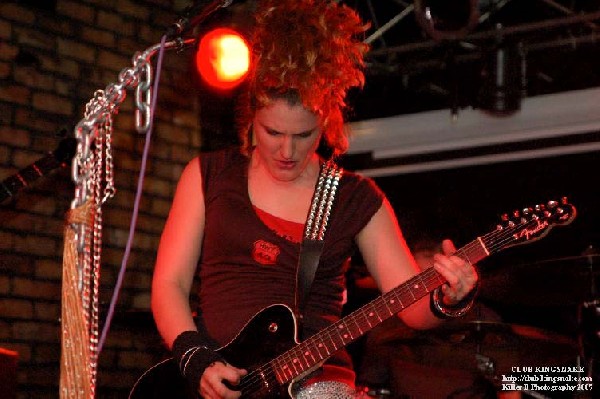 Binky Tunny and the Farmland Chokehold; April 28th, 2007; Heart Breakers Ge