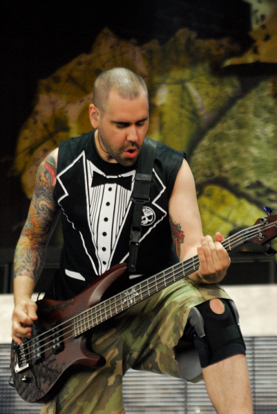 Killswitch Engage; First Midwest Bank Amphitheatre; Mayhem Fest 2009.