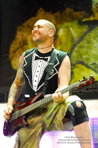 Killswitch Engage; First Midwest Bank Amphitheatre; Mayhem Fest 2009.