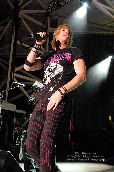 Lovehammers, Summerfest Milwaukee WI June 2010