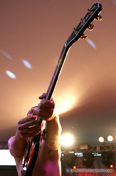 Manu Chao guitarist