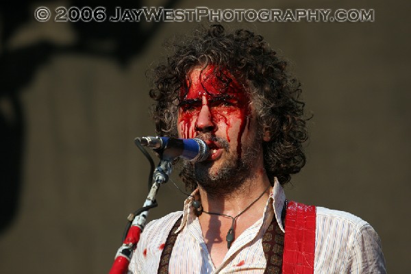 Bloody Ben Kweller who ?....... Flaming Lips ACL 2006