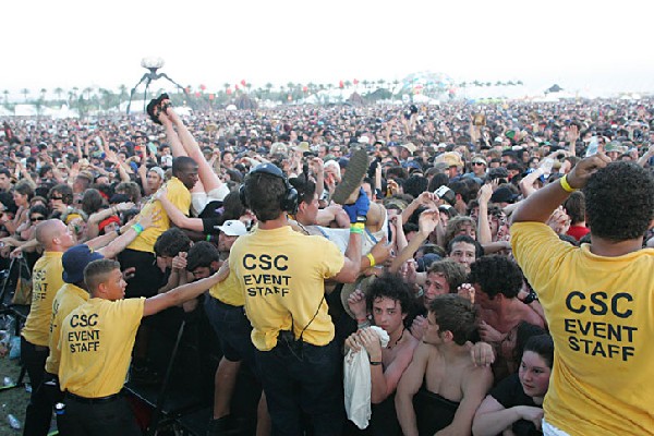 Crowd Shots Coachella 2007
