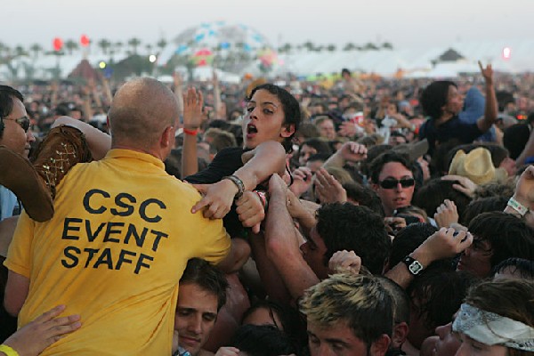 Crowd Shots Coachella 2007