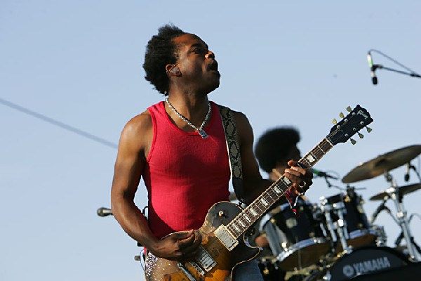 The Roots with Questlove