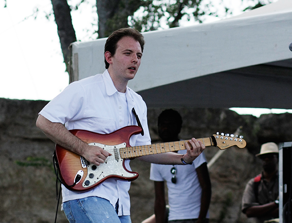 Bavu blakes and The Extra Plairs at ACL 2008