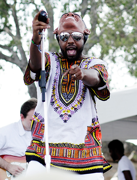 Bavu Blakes and The Extra Plair on the Austin Ventures Stage at ACL 9/27/08