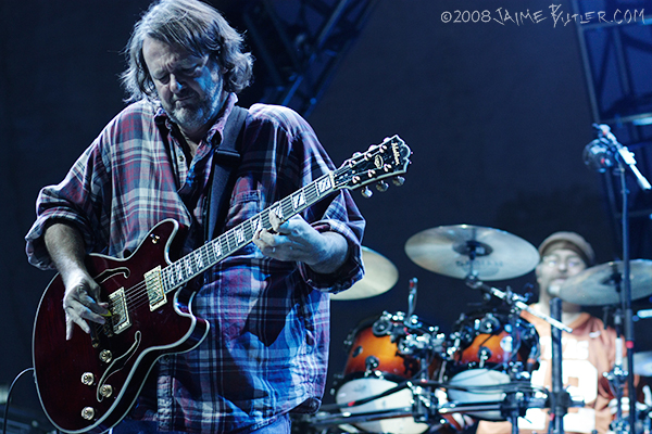 John Bell with Widespread Panic at The Backyard 10/11/08