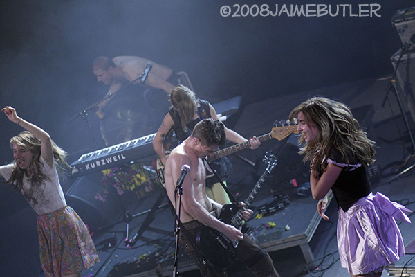Dresden Dolls perform with Smoosh at Stubbs in Austin, TX 6/01/08