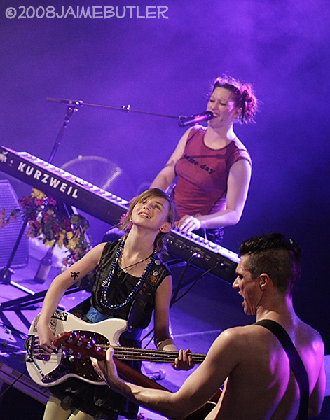 Dresden Dolls perform at Stubbs in Austin, TX 6/01/08