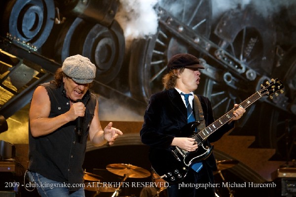 AC/DC