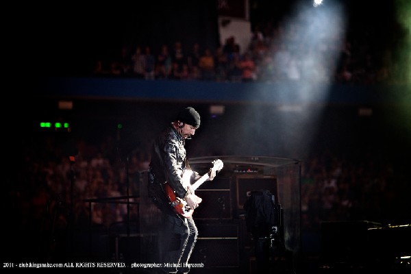 U2