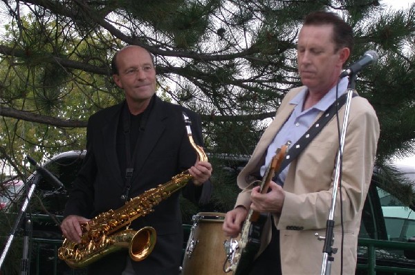 Jack De Keyser Live in Peterborough, Ontario.   Sept  1, 2006