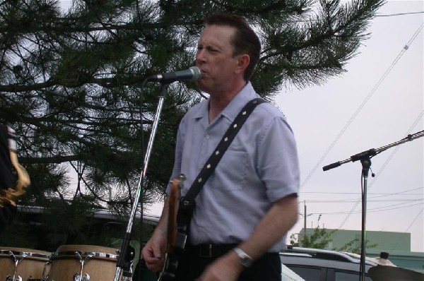 Jack De Keyser Live in Peterborough, Ontario.   Sept  1, 2006