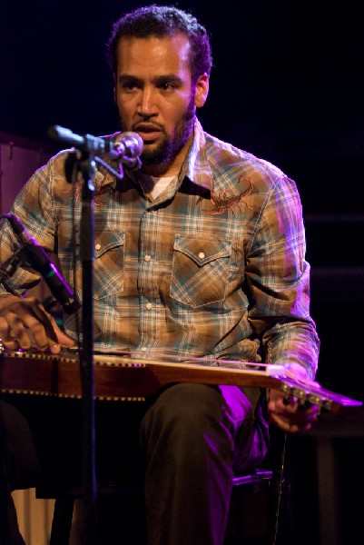 Ben Harper at the Body of War Showcase.  Stubb's BBQ SXSW 2008