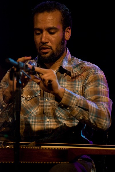 Ben Harper at the Body of War Showcase.  Stubb's BBQ SXSW 2008