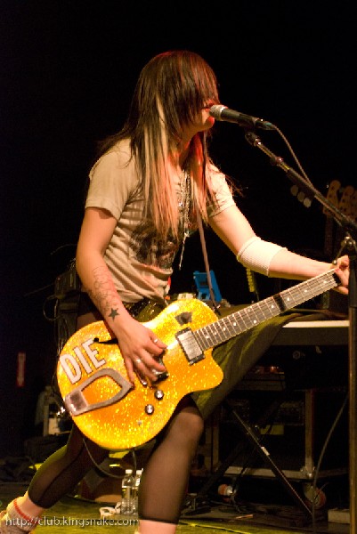 Die Mannequin at the Kool Haus