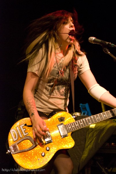 Die Mannequin at the Kool Haus