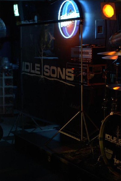 Idle Sons live at Sin City, Peterborough, Ontario, Canada.   October 11, 20