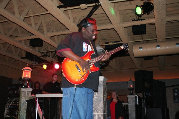 Lucky Peterson live at the Junction, Peterborough, Ontario.