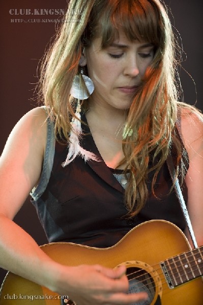 Serena Ryder at Bonnaroo 2008