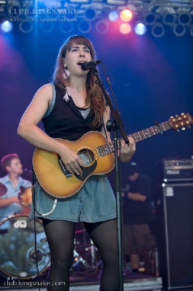 Serena Ryder at Bonnaroo 2008