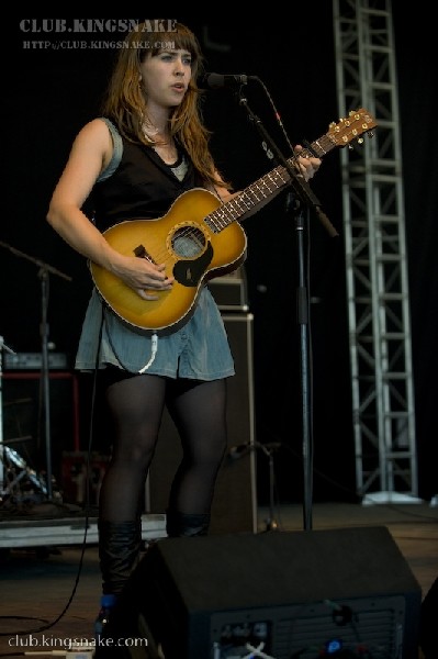 Serena Ryder at Bonnaroo 2008