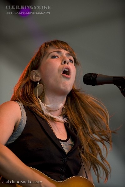 Serena Ryder at Bonnaroo 2008