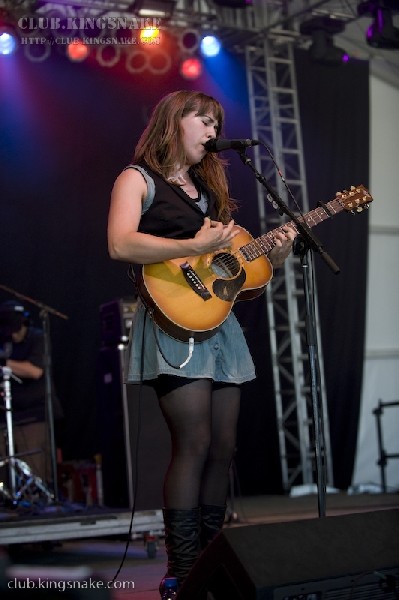 Serena Ryder at Bonnaroo 2008
