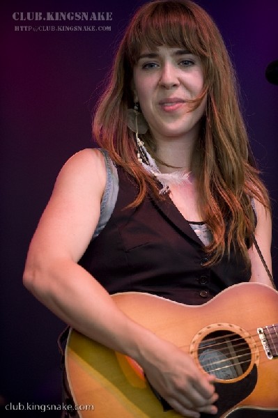 Serena Ryder at Bonnaroo 2008