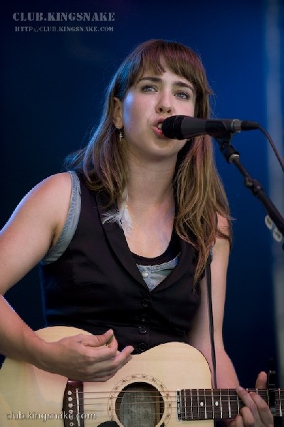 Serena Ryder at Bonnaroo 2008
