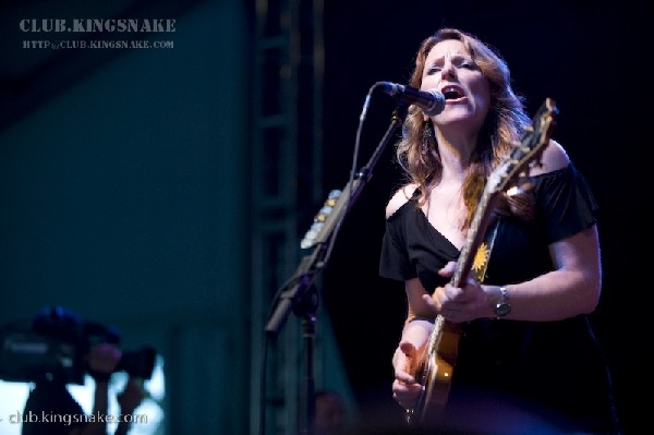 Derek Trucks and Susan Tedeschi at Bonnaroo 2008