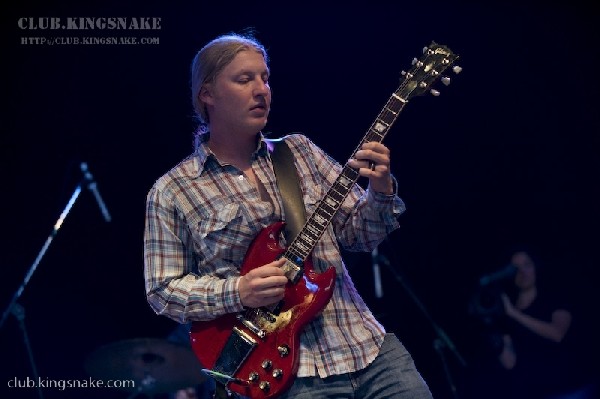 Derek Trucks and Susan Tedeschi at Bonnaroo 2008