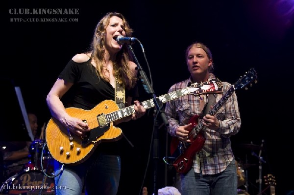 Derek Trucks and Susan Tedeschi at Bonnaroo 2008
