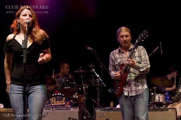 Derek Trucks and Susan Tedeschi at Bonnaroo 2008