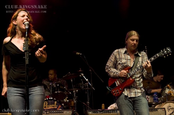 Derek Trucks and Susan Tedeschi at Bonnaroo 2008