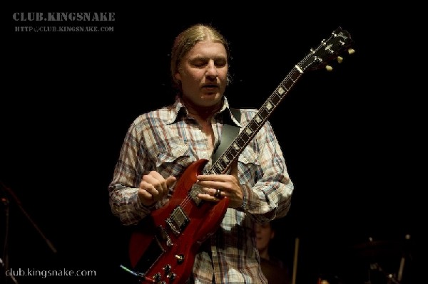Derek Trucks and Susan Tedeschi at Bonnaroo 2008
