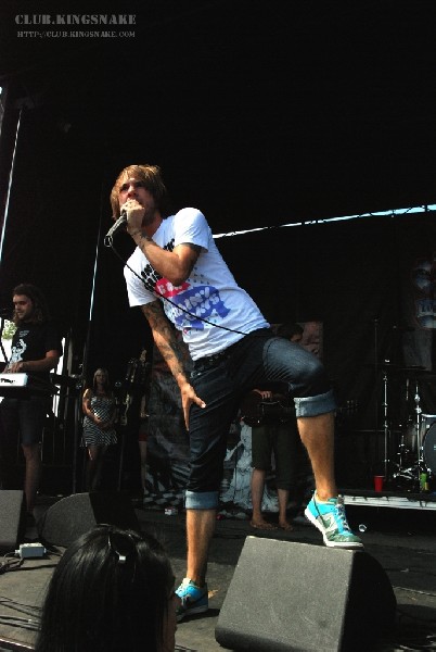 Chiodos at The Vans Warped Tour.   August 11, 2007.