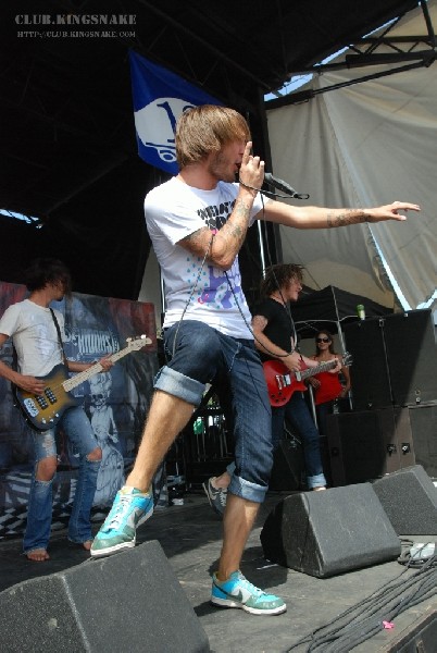 Chiodos at The Vans Warped Tour.   August 11, 2007.