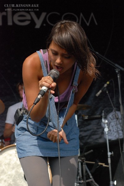 Meg and Dia For at The Vans Warped Tour.   August 11, 2007.