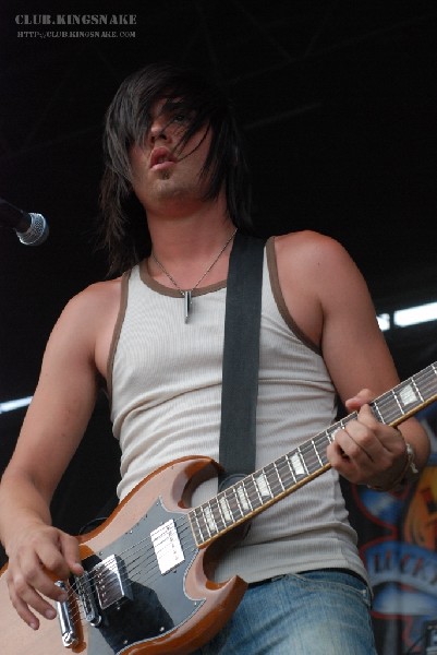 The Red Jumpsuit Apparatus at The Vans Warped Tour.   August 11, 2007.