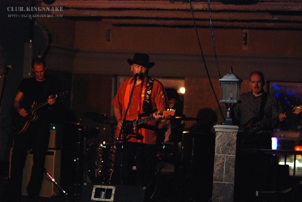 Sherman Robertson w/Shawn Kellerman live at the Junction. Peterborough, Ont