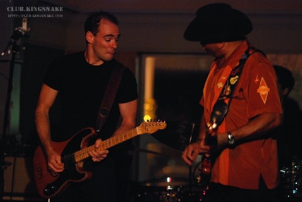 Sherman Robertson w/Shawn Kellerman live at the Junction. Peterborough, Ont